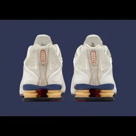 Nike-Shox-R4-Phantom-Olympic-HQ3531-099-4