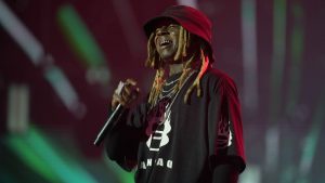 Lil Wayne performing