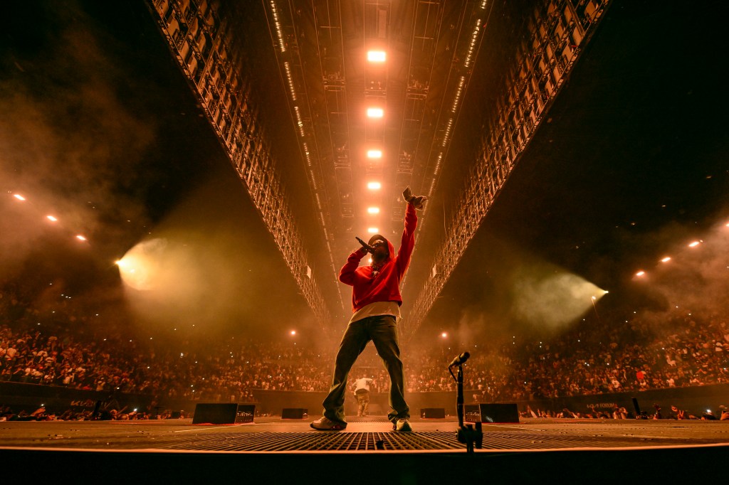 Kendrick Lamar performing