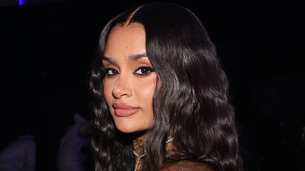 Kehlani Pauses World Tour Due to Health Concerns