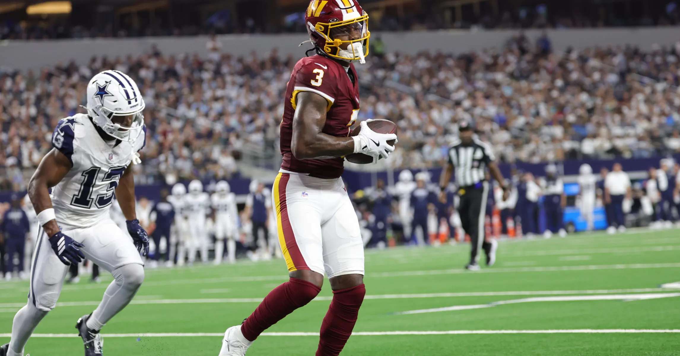 Stefon Diggs Debuts Custom Air Jordan 6 Low "Maroon" Cleats